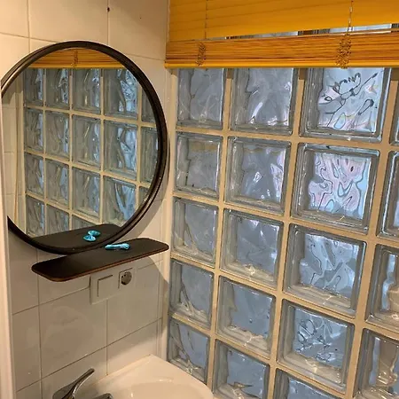 Amplio Y Moderno Apartamento En