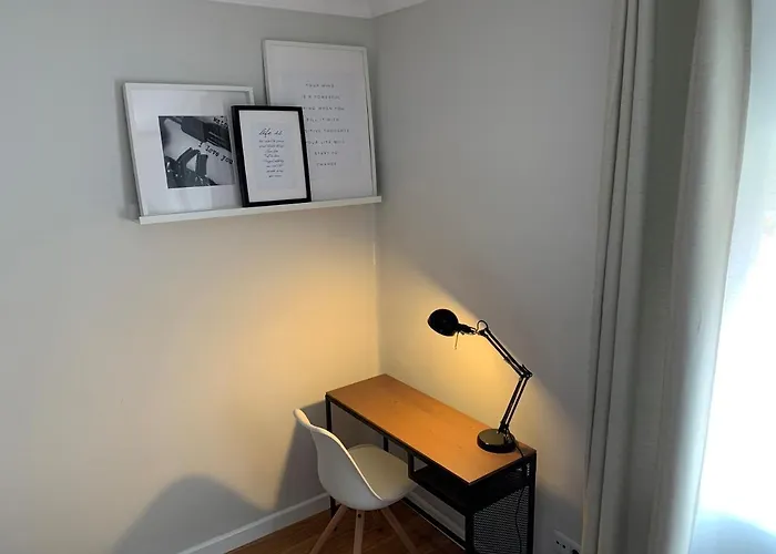 Amplio Y Moderno En * Valladolid